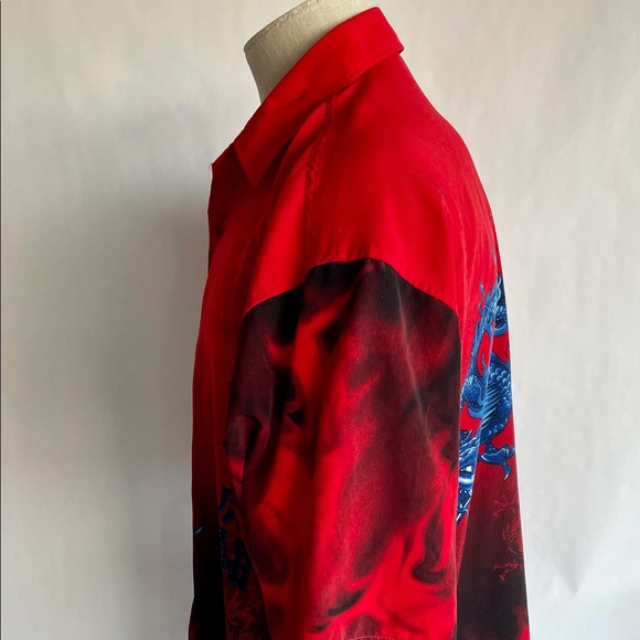 Mt:2 Retro Dragon Button up T - Picture 2 of 5
